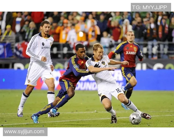 马尔默与桑德激战正酣谁将赢得这场精彩对决的胜利